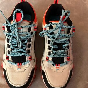 Women’s Hiking/Trail Sneakers